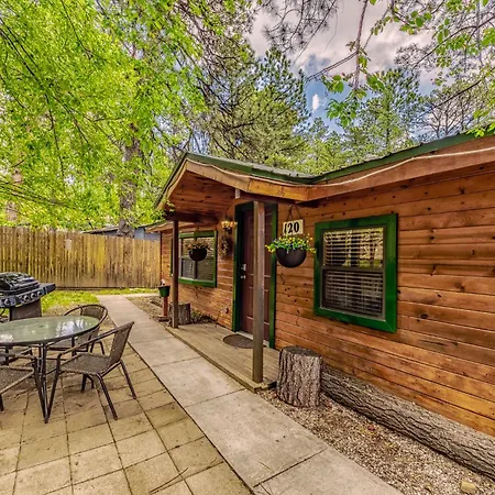 Knotty Pine: A Cute Ruidoso Classic With A Private Hot Tub!